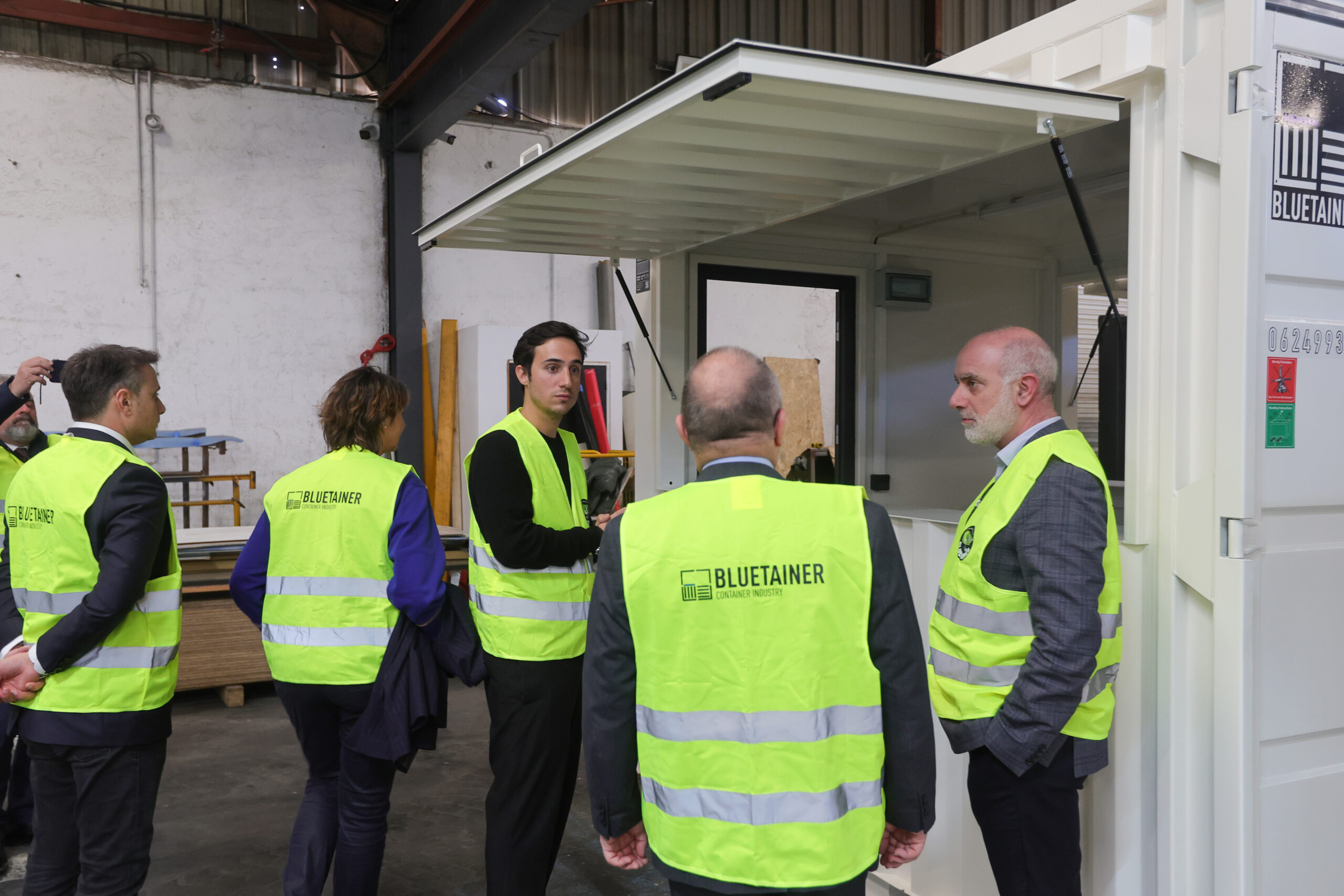 Visite de l'entreprise Bluetainer par Thierry BONNIER (Préfet d