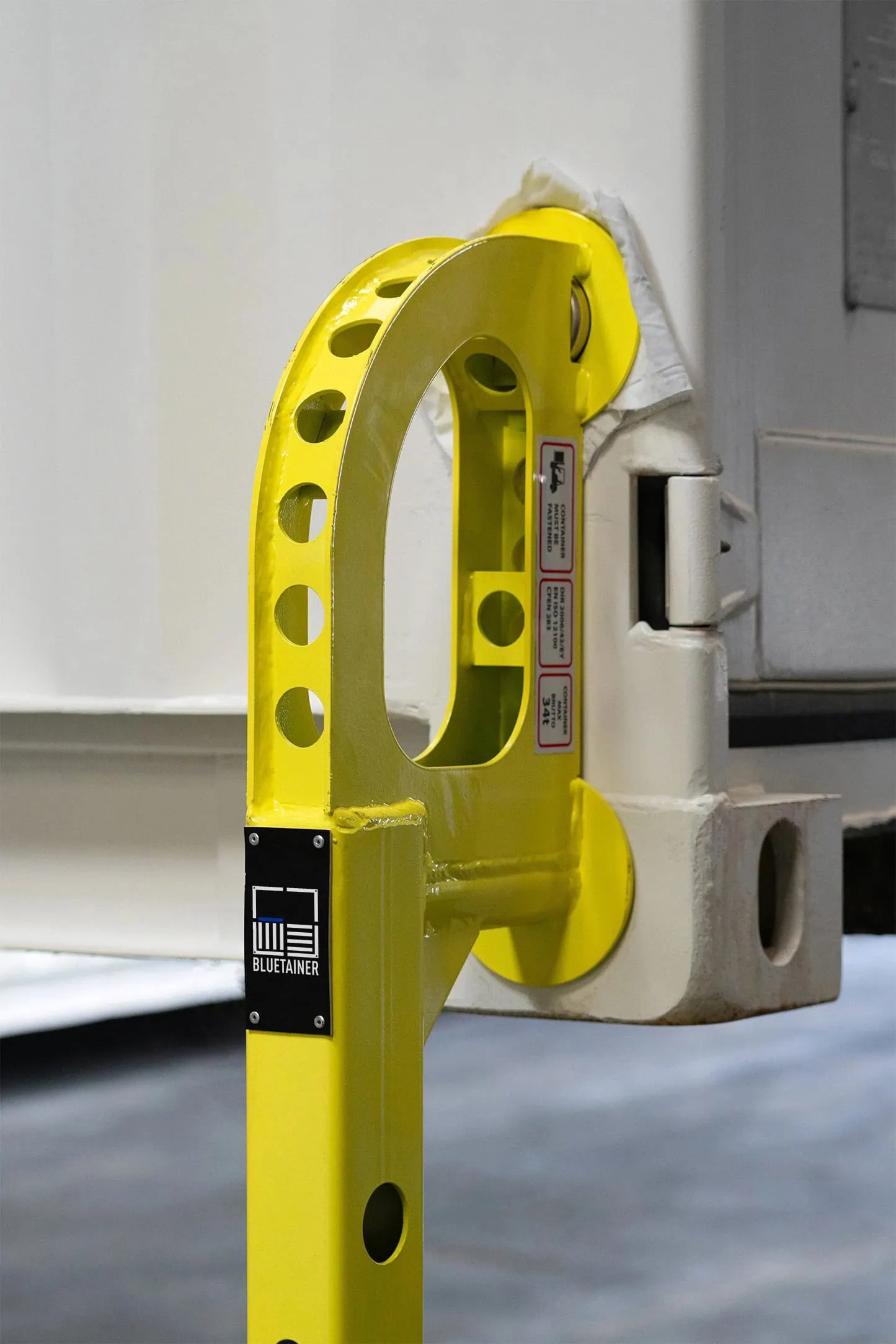 Pied de levage fixé sur coin ISO de conteneur maritime Bluetainer