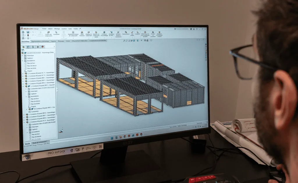 Modélisation 3D d’un container industriel sur mesure réalisée par le bureau d’étude Bluetainer